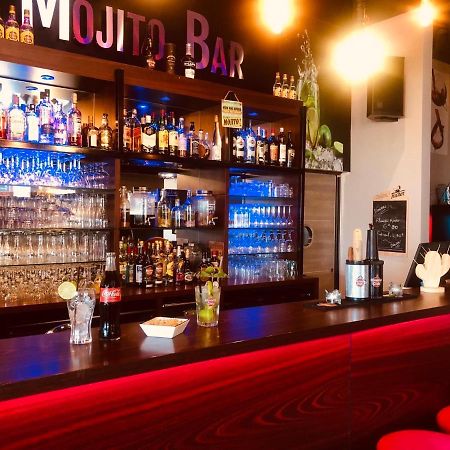 奥尔良奥利韦省舒适酒店 外观 照片